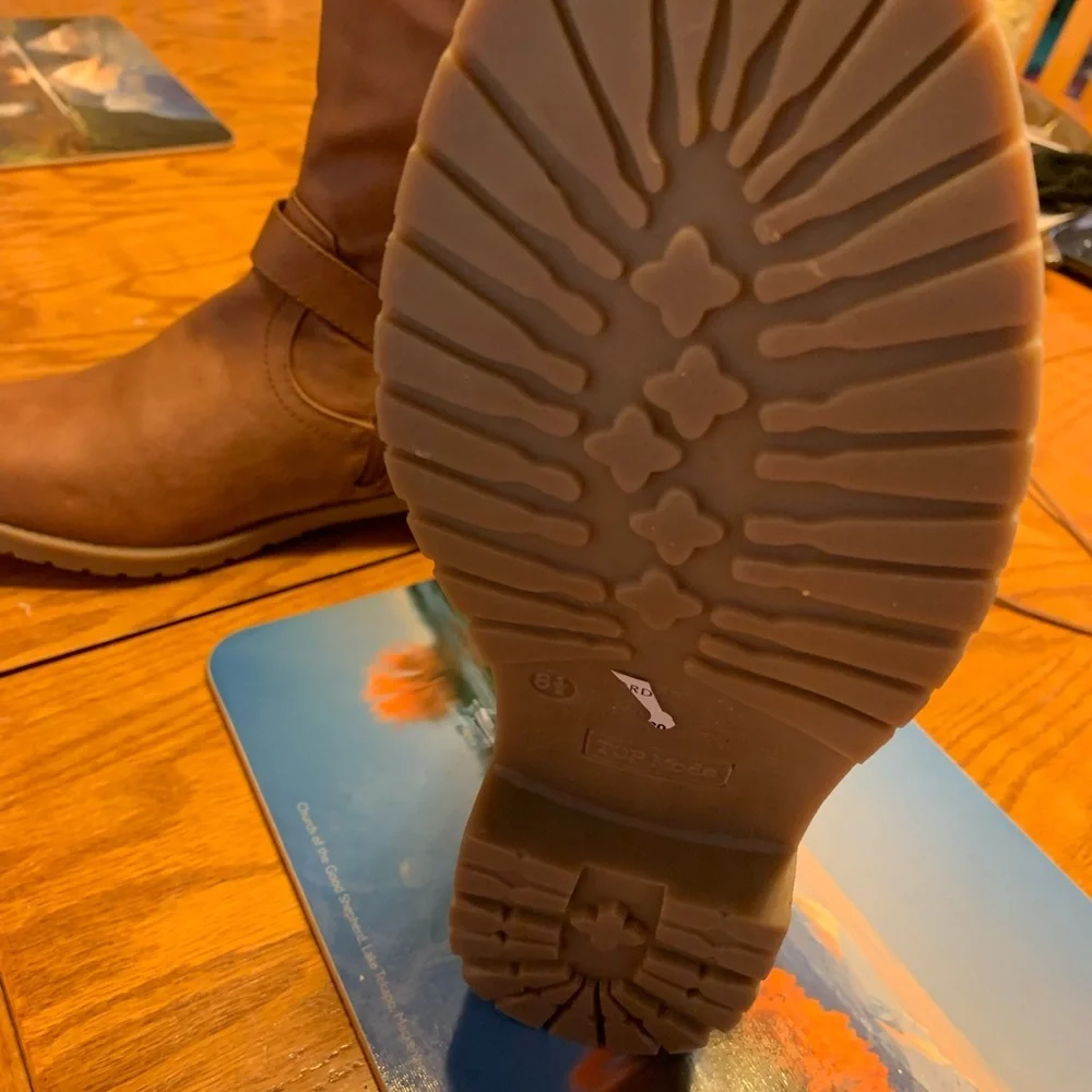 Top Moda Gliding Back Lace-Up Riding Boot - Picture 8 of 8